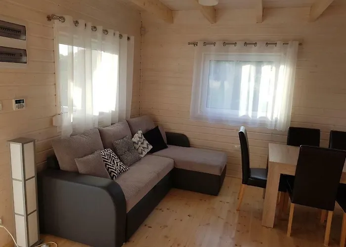 بيت للعطل Aneczka Debina